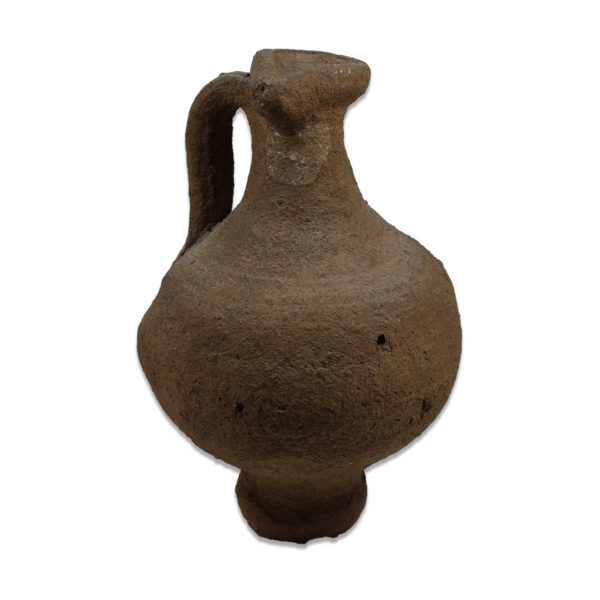 Roman jug with sideward handle