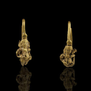 Greek earrings with Eros