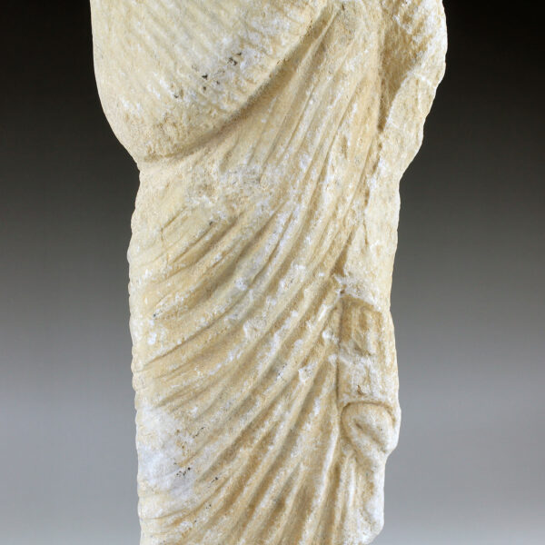 Roman statue of a Togatus