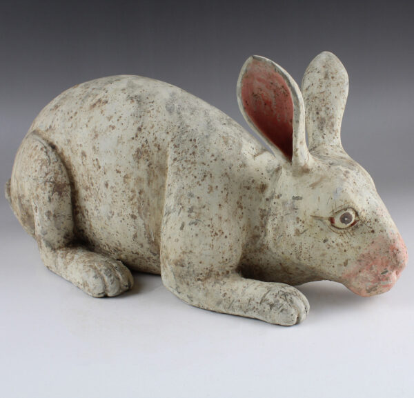 Chinese statuette of a rabbit with Thermoluminescence