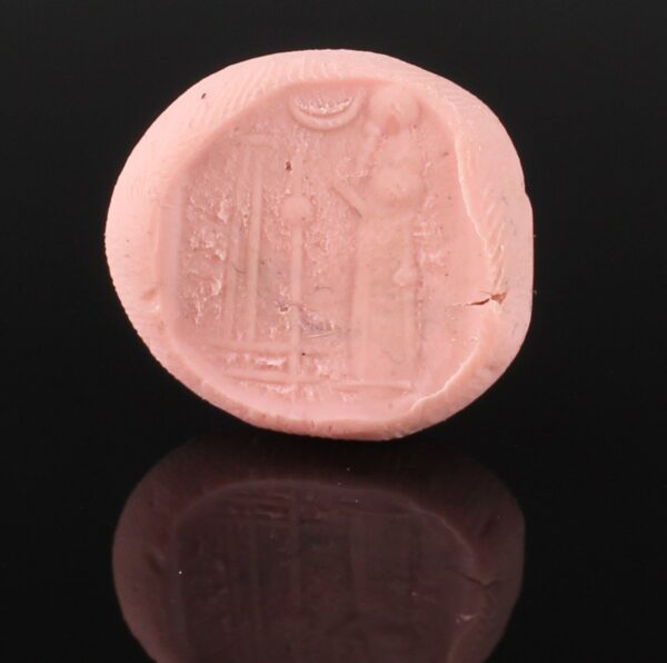 Iron Age seal with Worshipper before symbols