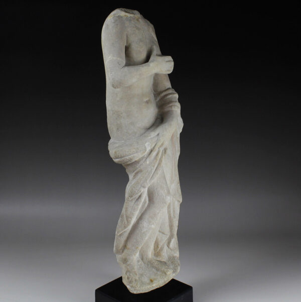 Roman statuette of Aphrodite / Venus