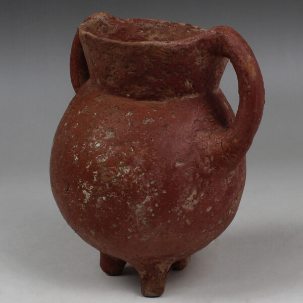 Bronze Age tripod cooking pot