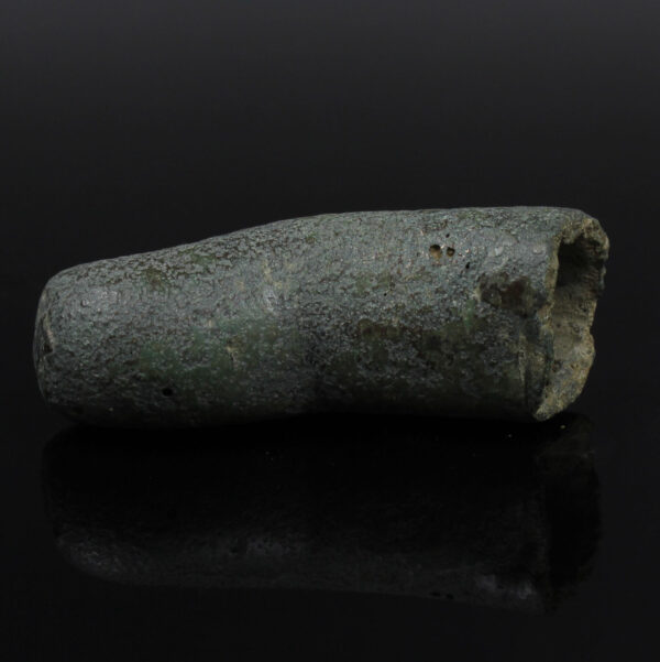 Roman finger fragment