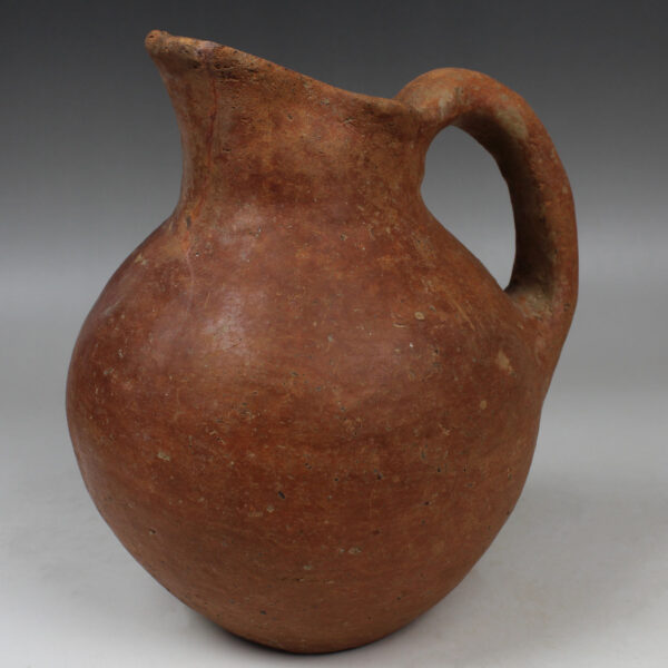 Etruscan beaked jug