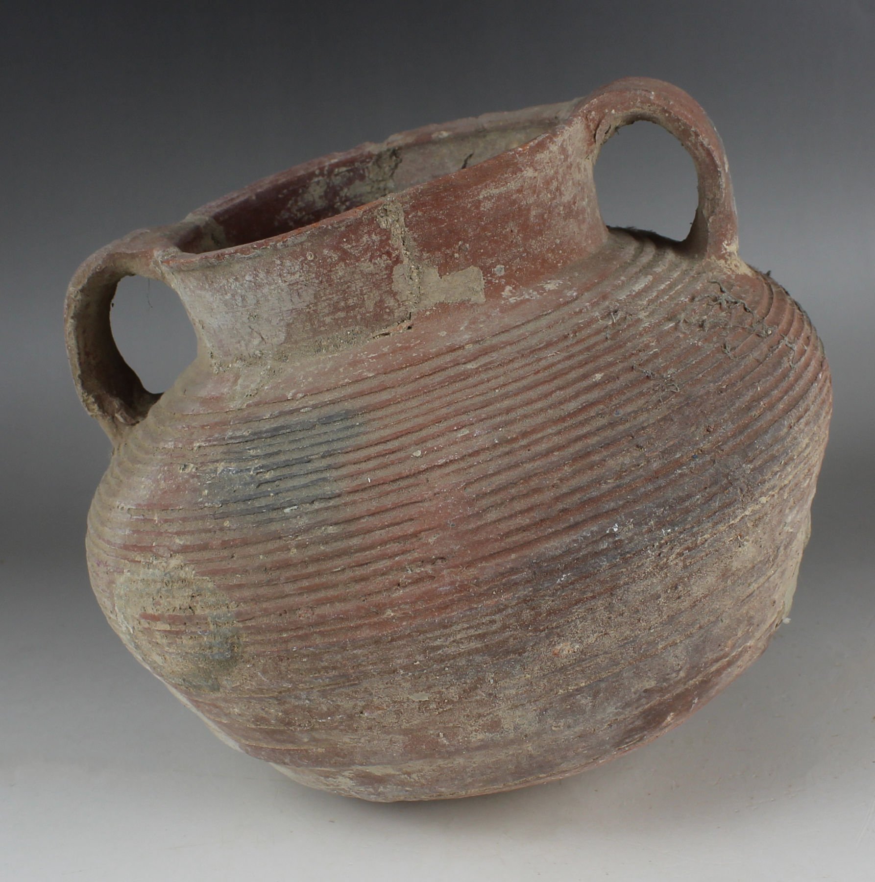 Roman cooking pot, Type 'Kedera' Roman cooking pot, Type 'Kedera'