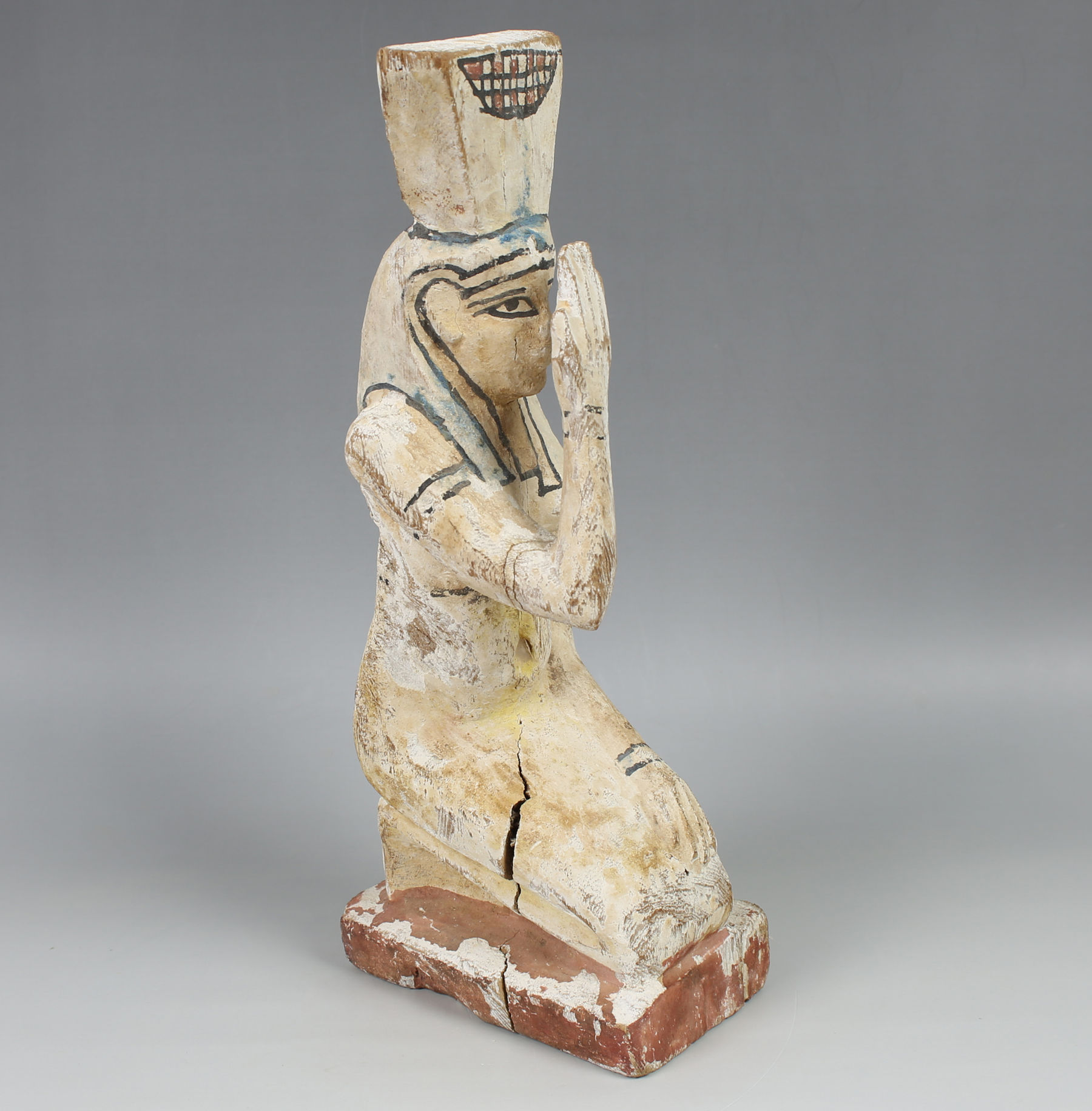 Egyptian statuette of mourning Nephthys Egyptian statuette of mourning Nephthys
